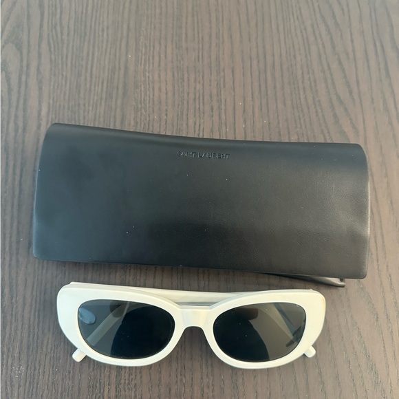 Saint Laurent Ivory Betty SL316 Sunglasses main image 5